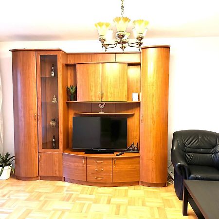 Vintage Bucharest Apartment Exterior foto