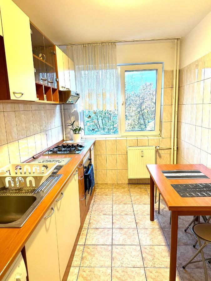 Vintage Bucharest Apartment Exterior foto